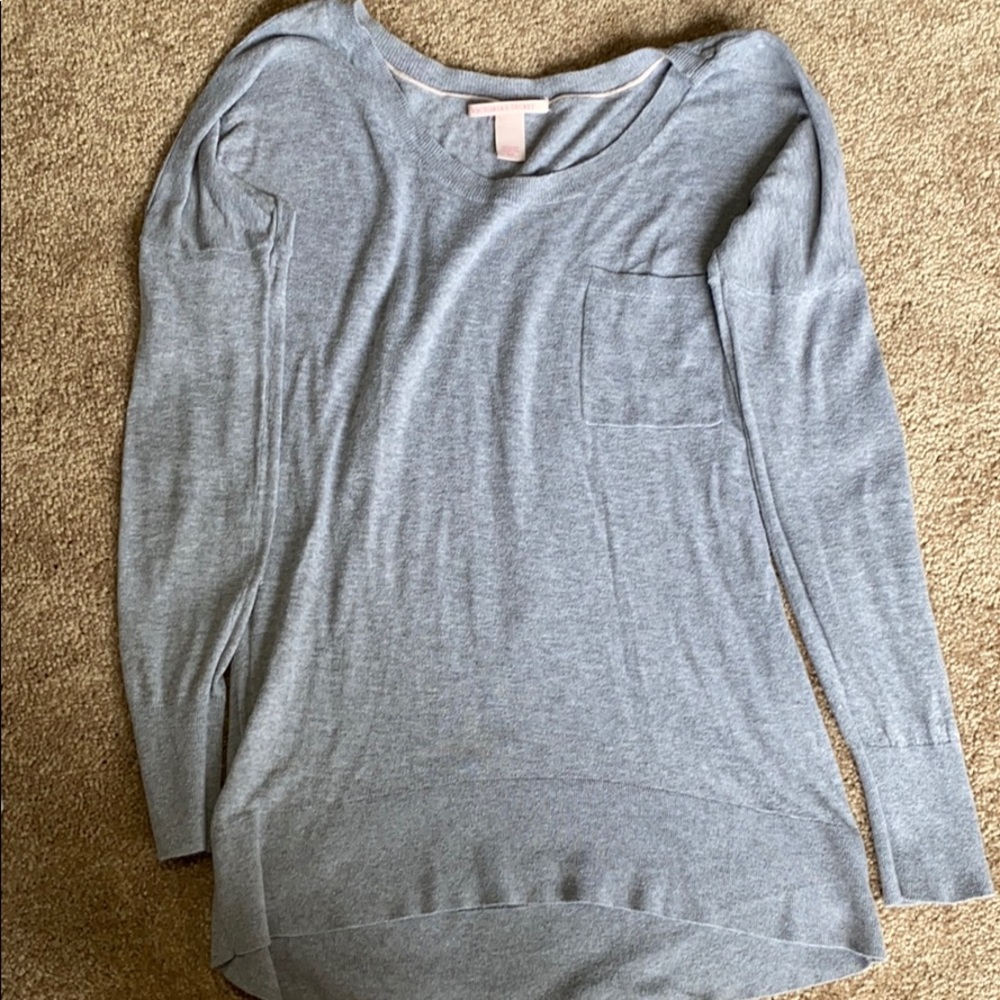 Pull over grey sweater